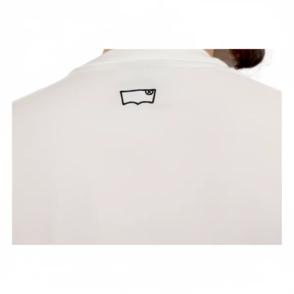 Round Neck T-Shirt - Image 2