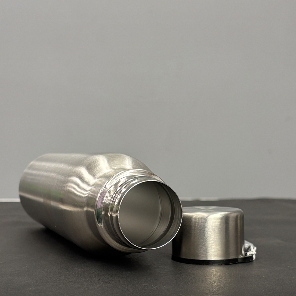321 Vacuum Insulated Bottle - Image 3