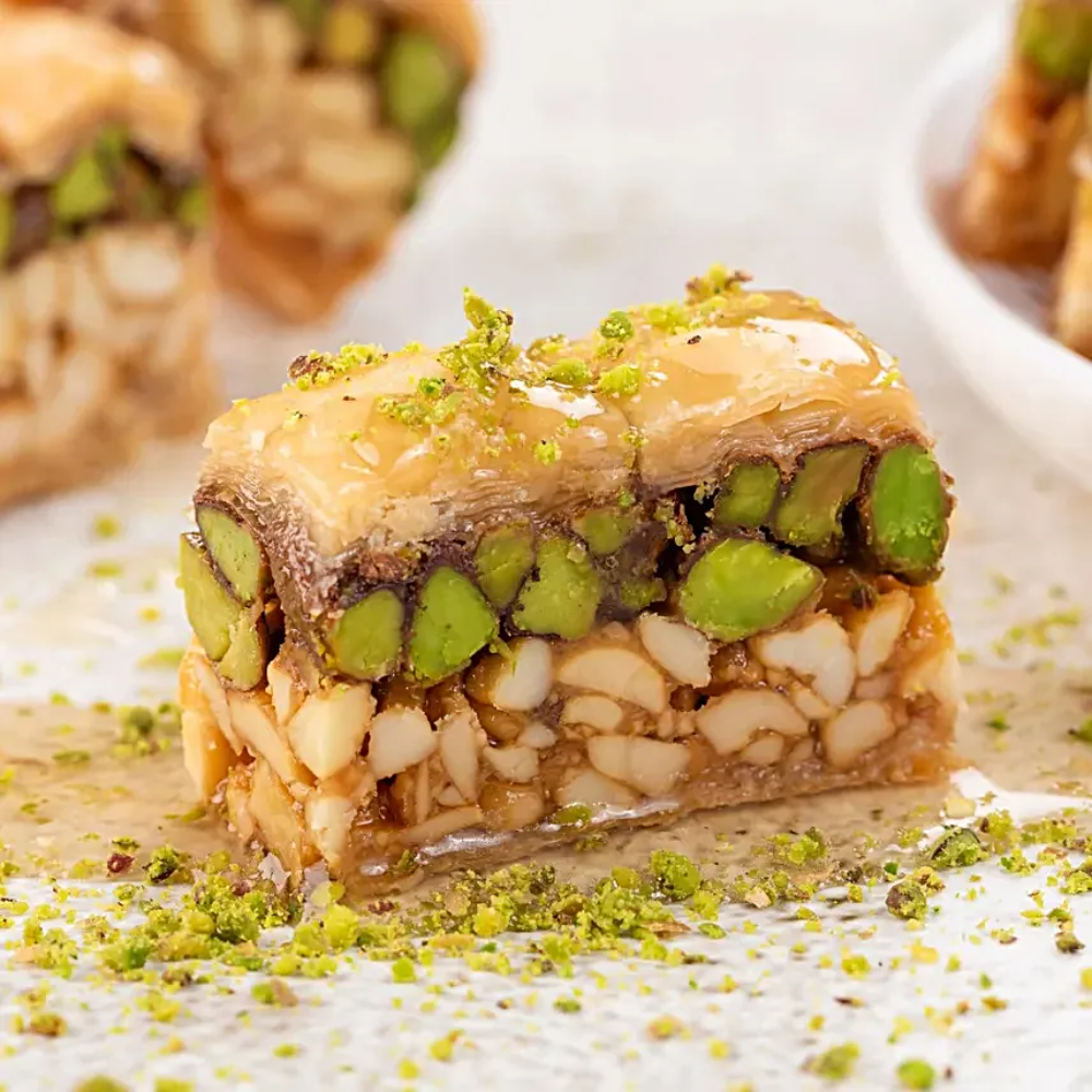 Assorted Baklavas - Image 4