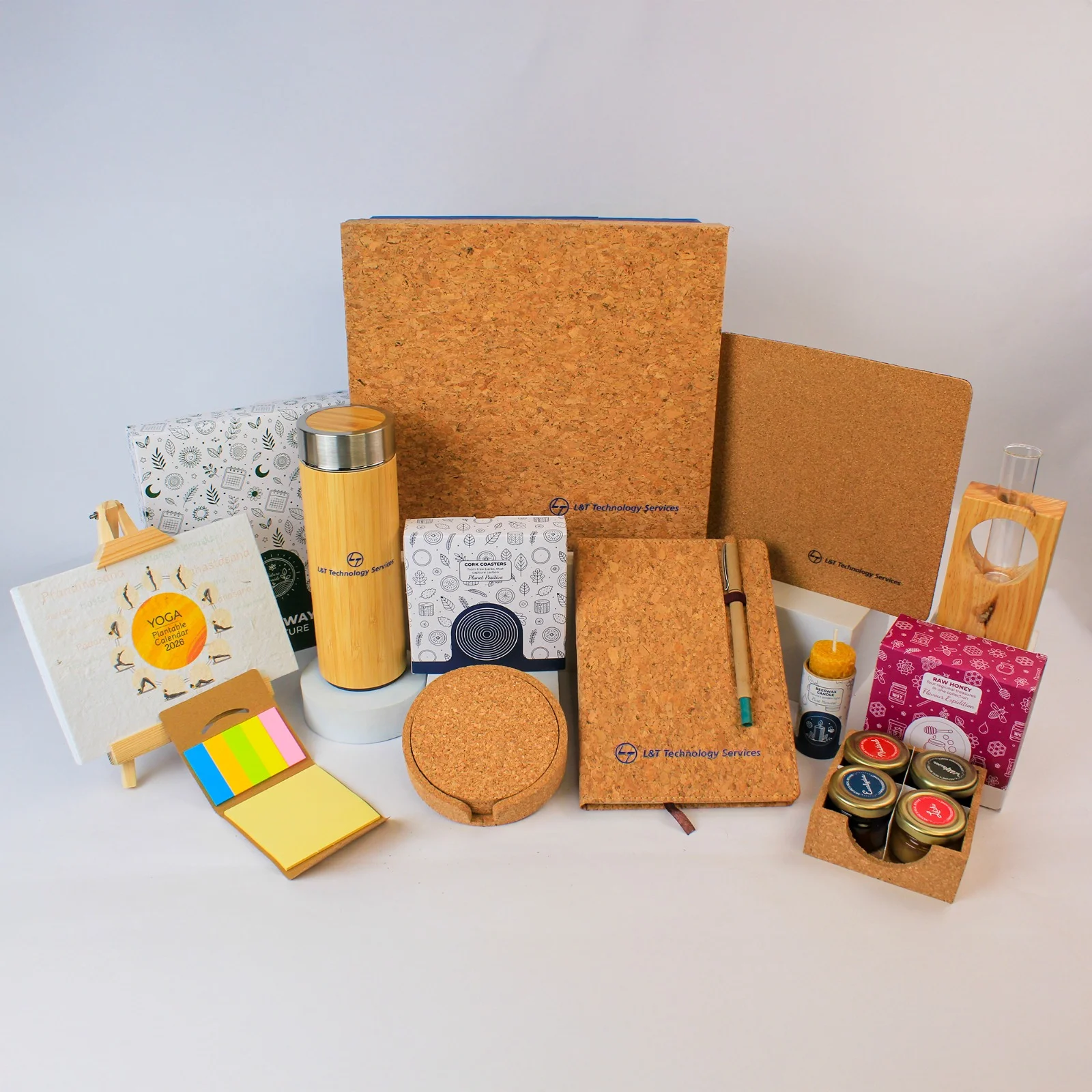 Earth Luxe Cork Hamper - Image 3