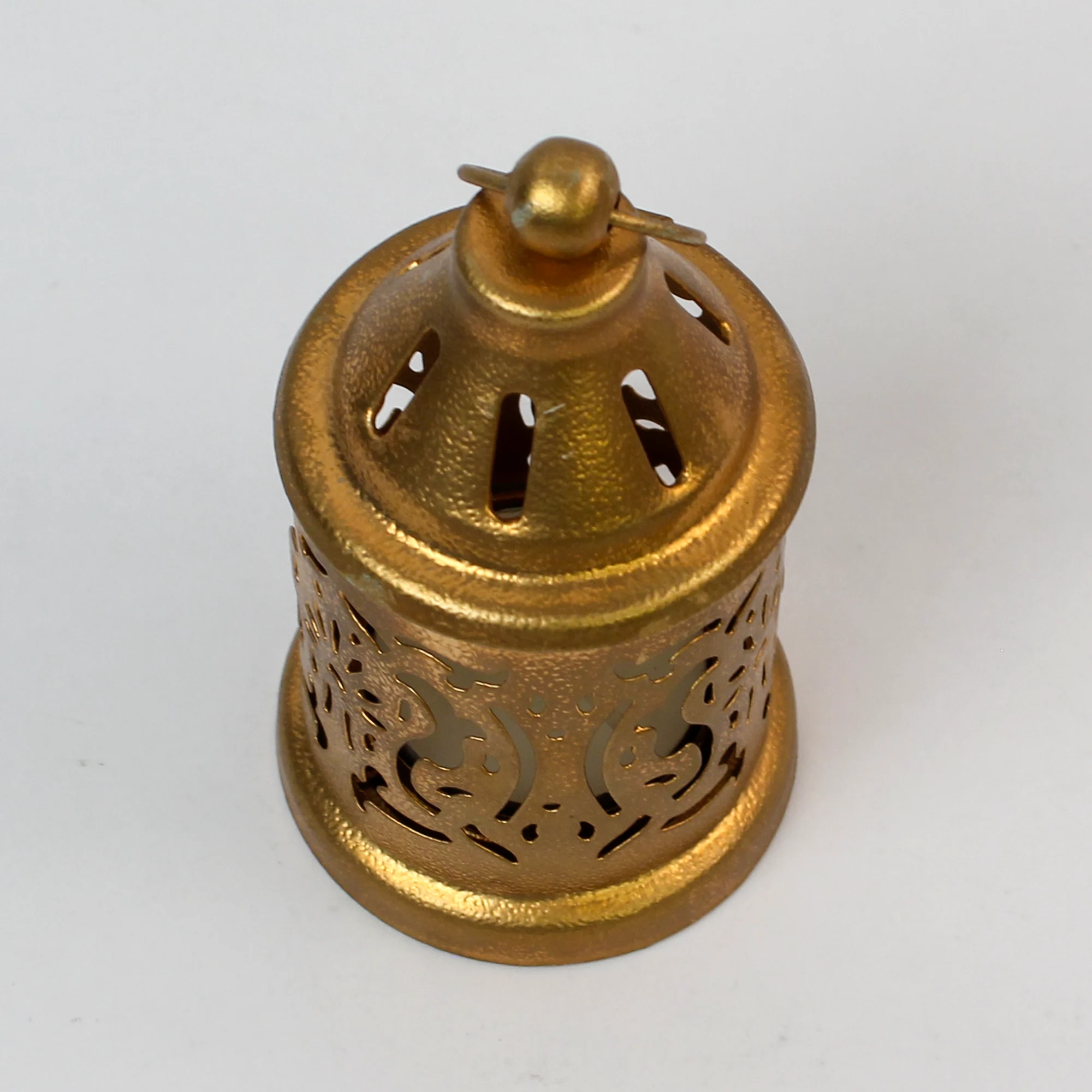 Metallic Tea Light Lantern - Image 3